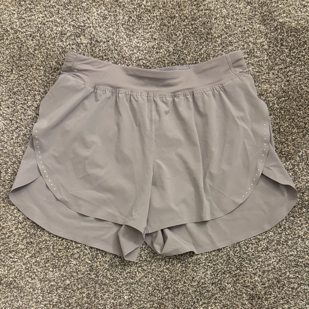 lululemon athletica Women’s Athletic Shorts in Light Gray